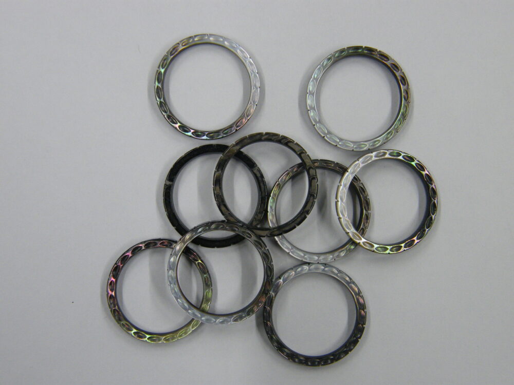 921MM 黒蝶貝アクセサリーパーツ　25.3mm 1個300円